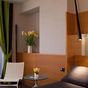 Zone 4* Rome
