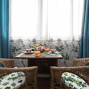Crispi Deluxe 2 Bedroom Apartamento