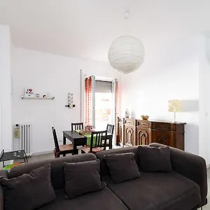 Holiday home Casa Vacanze Nonna Elena *