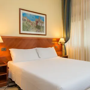 Hotel Giotto 3*