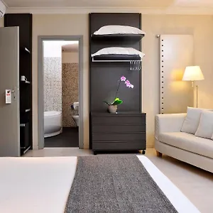 Pantheon Guest house 2*