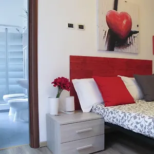 Bed & Breakfast Falco House Rome