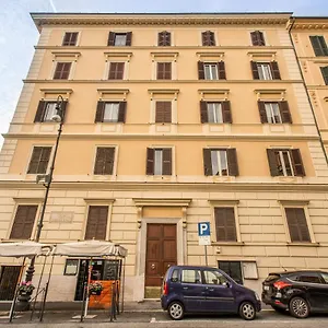 Beautiful 2 2* Rome