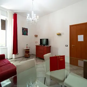 Apartment Mihaela'S Place *