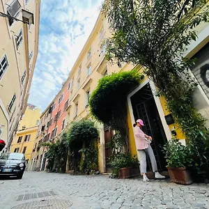Kasa Trilussa * Rome