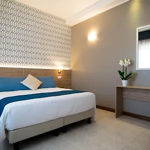 Pacific Hotel 3*