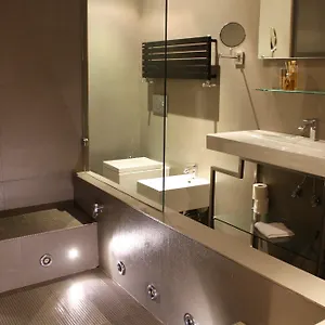 Pensión Piazza Del Gesu' Luxury 2*