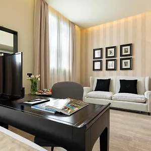 Profumo Maison Colosseo 3* Roma