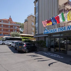 Casa Tra Noi 3* Roma