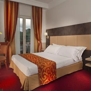 Pinewood Hotel Rom