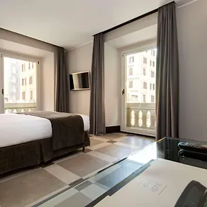 Western Universo Hotel 4*
