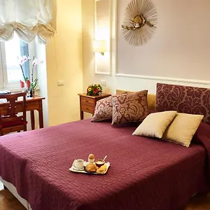 Domus Cavour 3*