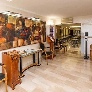 Center 2 Roma
