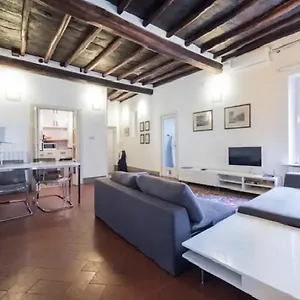 Appartamento Giubbonari 74 Roma