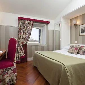 Kennedy Otel