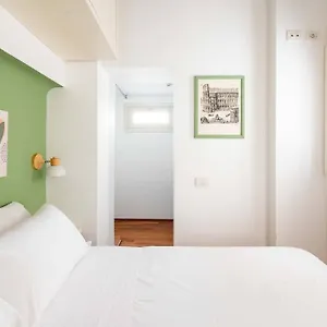 Apartment Maison Leonardo Al Colosseo Rome