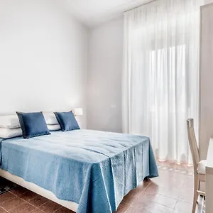 Apartment In Trastevere