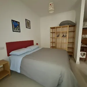 Cozy Flat In Apartment *
