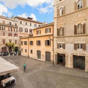 Apartment Farnese Enchanting By Romeloft Rome