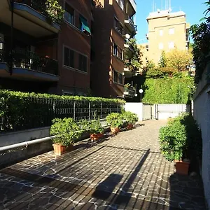 Viale Dei Colli Portuensi 589 Bed & Breakfast *