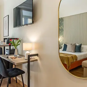 Pensionat 94rooms Vatican Guest House- Scipioni 2*
