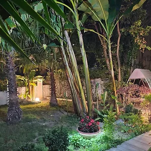 Astoria Golden House Guest house