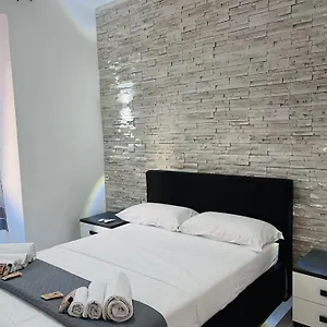Apartment Colli 3m Metro