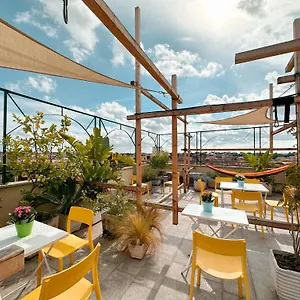 Colosseo Hostel