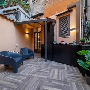 Casa Trilussa, Luxury House With Terrace - Trastevere Apartment *