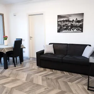 F House Trastevere * Rome