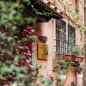 Domus Tiberina 2* Roma