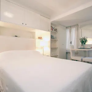 شقة A Cozy Navona روما