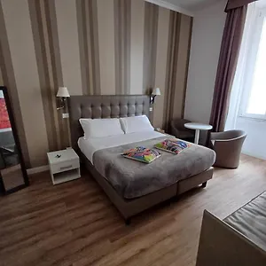 Triple Big Amazing View, For Two O Three Person, In Center Of Guest house