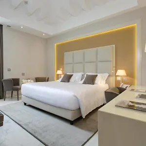 Aleph Hotel, Curio Collection By Hilton 5* Roma
