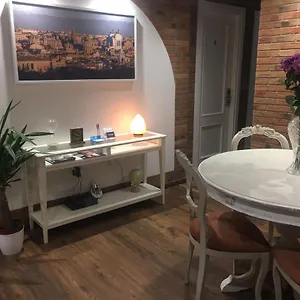 Il Faro Gianicolense Bed & Breakfast 2*