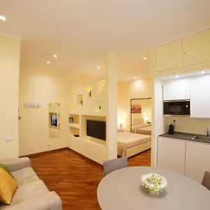 Marche Apartment *
