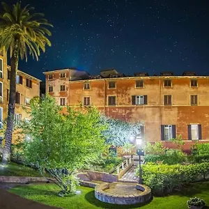 Vivi Trevi Luxury Suites Apartment *