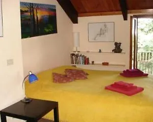 Casal Monte Guarnieri 2* Rome