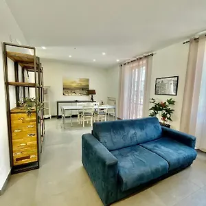 Apartment Privatehouseinrome