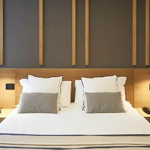 Central Lodge Hotel 3*