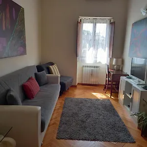 Apartment De' Fiori