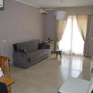Porta Di Intero Apartment *