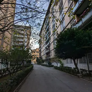 Syrakahost Intero Apartment *