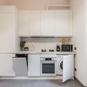 Apartment The Rent - Three-bedroom In Manzoni District Rome