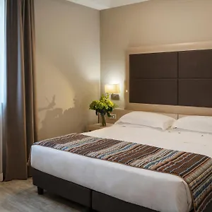 Maria Regina 4*