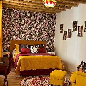 Ventisei Scalini A Trastevere 2* Rome
