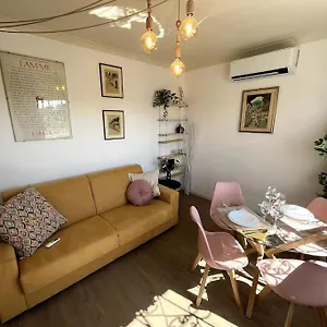 Trastevere Penthouse Apartment Rome