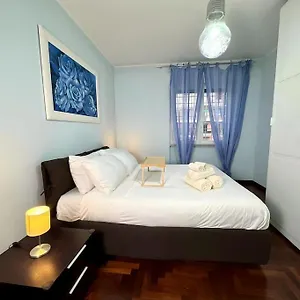 10 Min To Metro Cozy Near Center Apartment