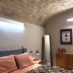 Apartment The Shelter *