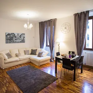 Il Palazzetto Di Via Vittoria Apartment *